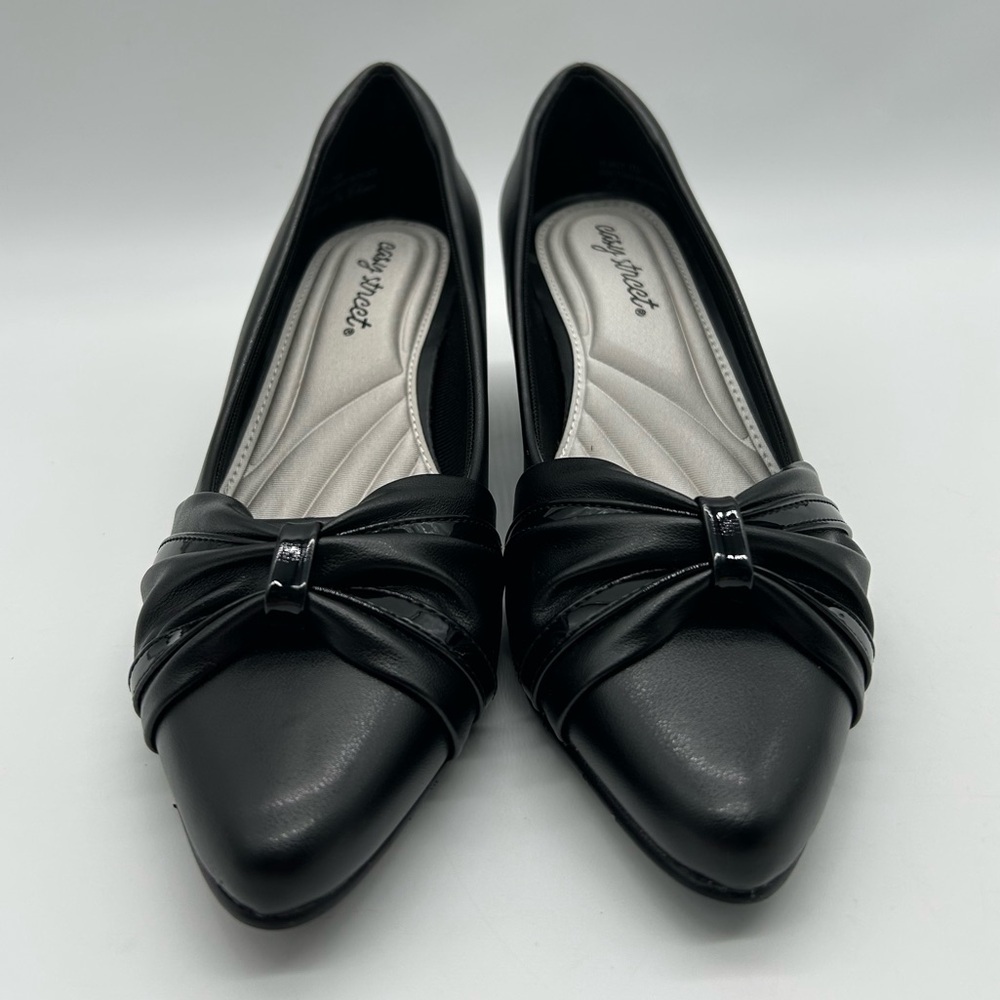 Easy Street Millie Black Pumps Size 11 Medium Low Block Heel with Patent Toe NWB - Picture 5 of 12